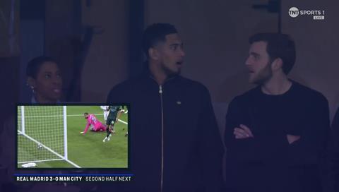 Biểu cảm của Bellingham khi chứng khiến Valverde lập hat-trick